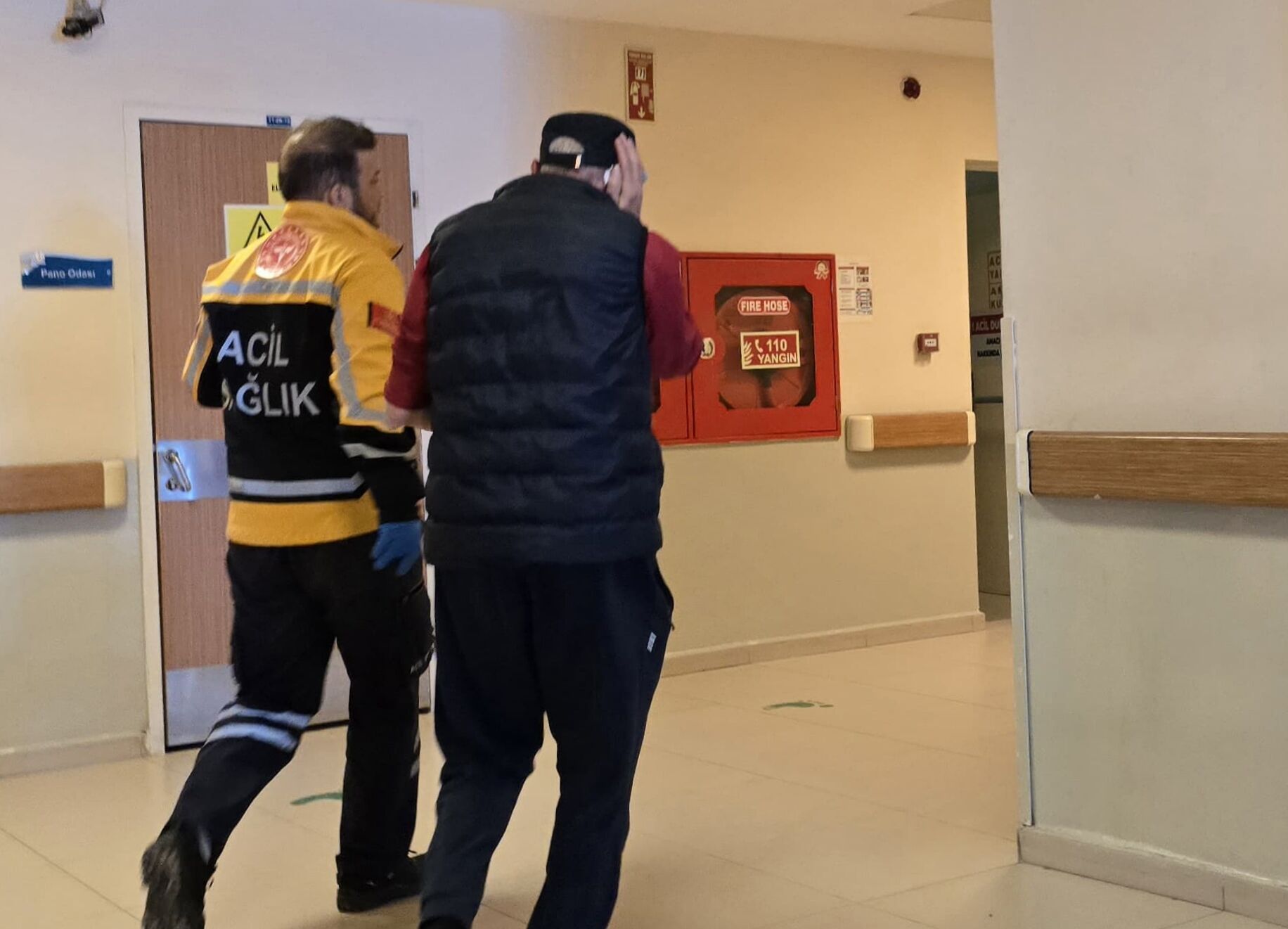 7D57422B B4Eb 47Da 97D9 8Ac187B58A70