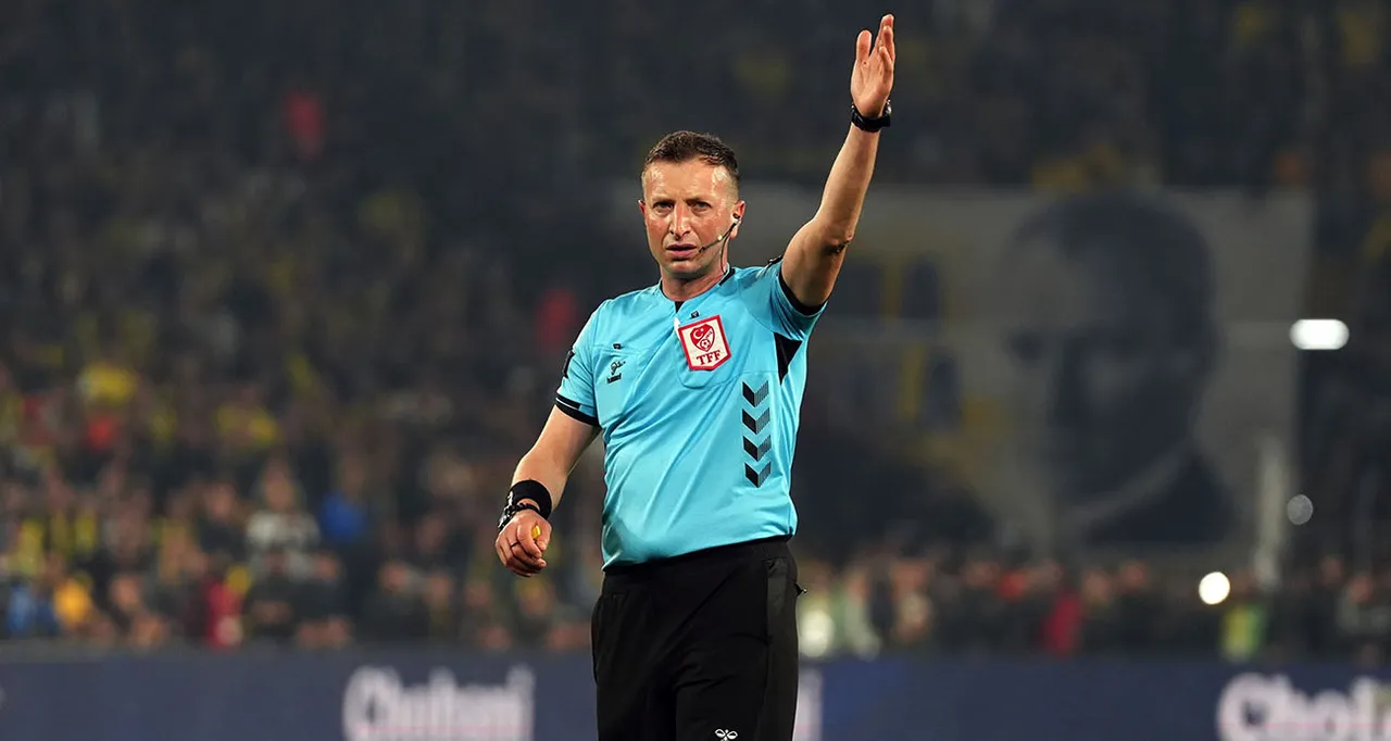 Galatasaray Ile Fenerbahce Sosyal Medyada Birbirine Girdi Pes Pese Paylasimlar 1786092 202604231636 20260423163613 1