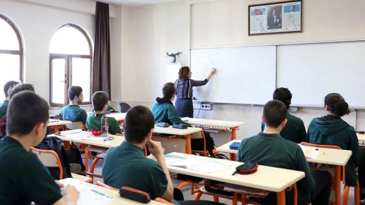 Ozel Okullara Zam Freni Mebden Fiyat Artislarina 4 Kritik Duzenleme 3272791 Photogallery 11