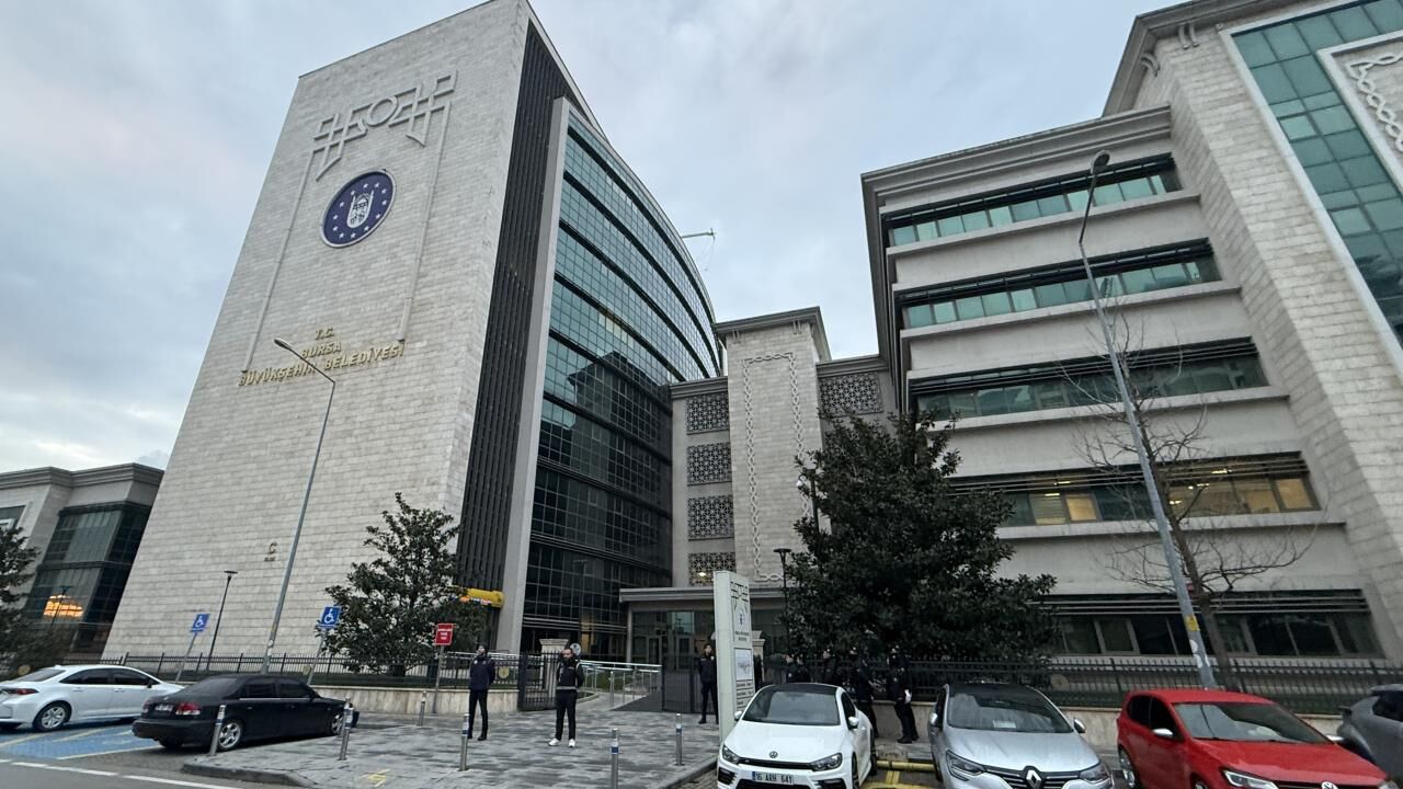 Bursa Buyuksehir Belediyesiaa 2450512