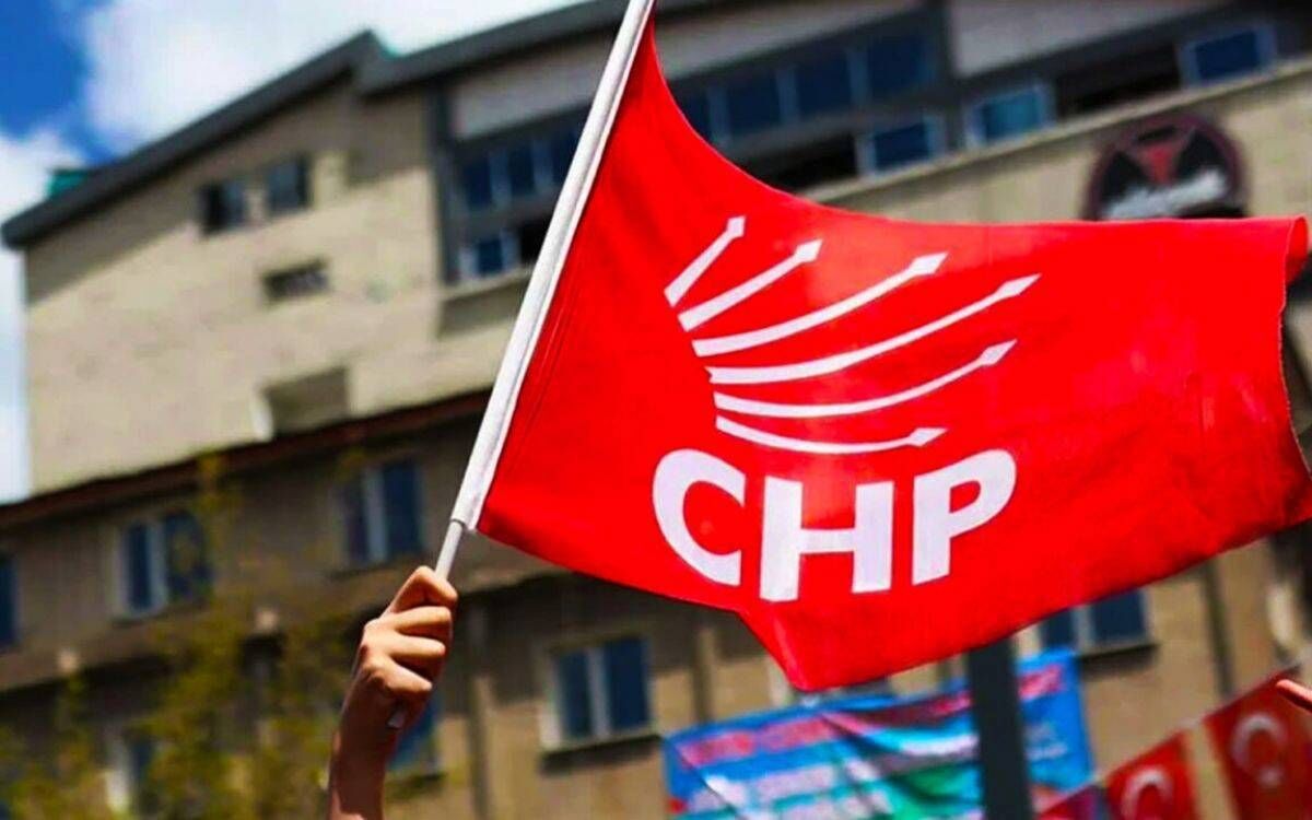 Chpnin Yeni Parti Sozcusu Zeynel Emre Oldu Myk Yapisi Yenilendi