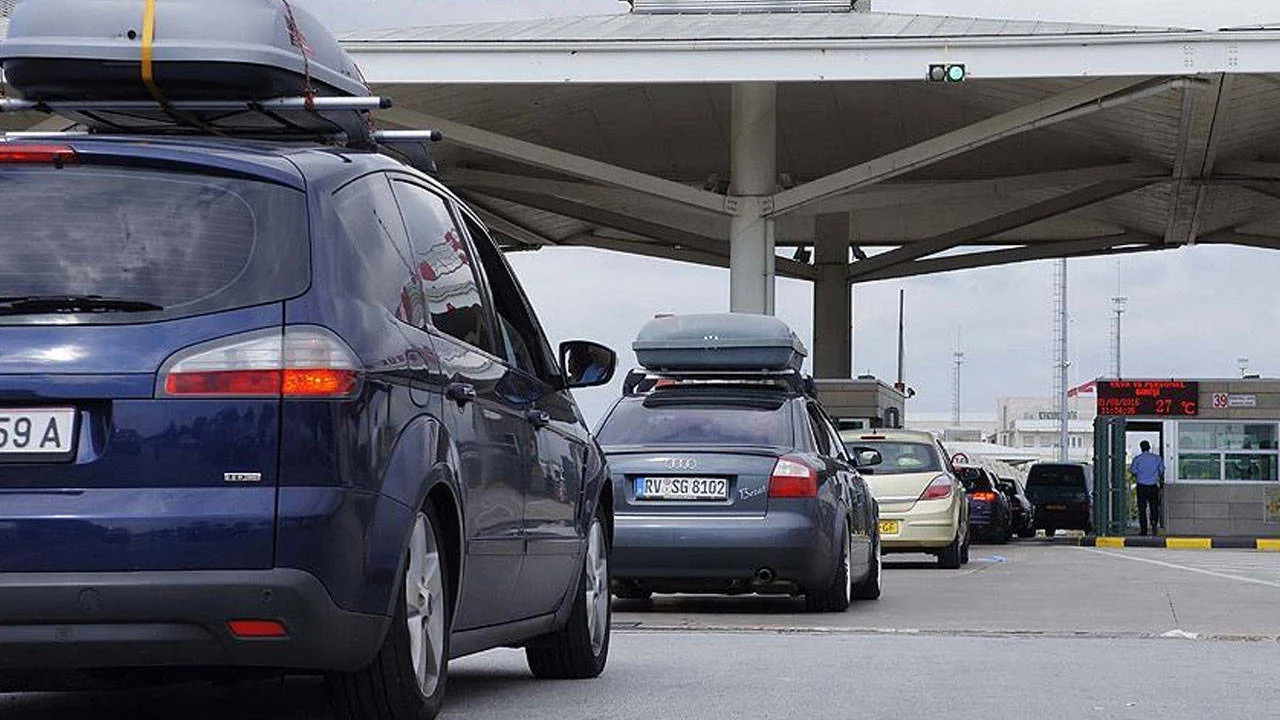 Ticaret Bakanligi Acikladi Yabanci Plakali Araclar Icin Yeni Sistem