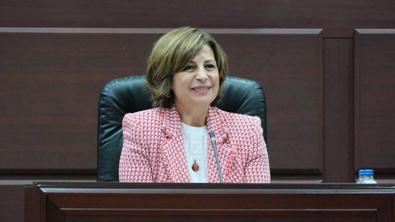 Eskisehir Buyuksehir Belediye Baskani Ayse Unluce Chpden Istifa Etti Yeni Partiye Kat 1810662 202608211109 20260821110934 1