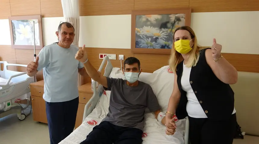 Baş ağrısı için kullandığı ilaç hayatını kabusa çevirdi! Böbrekleri iflas etti