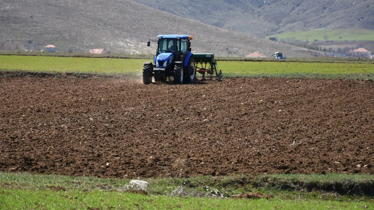 Tarlası boş duranlar dikkat: Bakanlık kiraya veriyor, para sahibine yatacak!