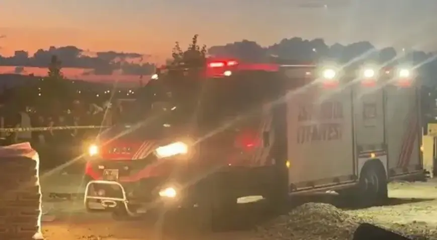 Tonlarca toprağın altında can pazarı: Ekipler saniyelerle yarışıyor!