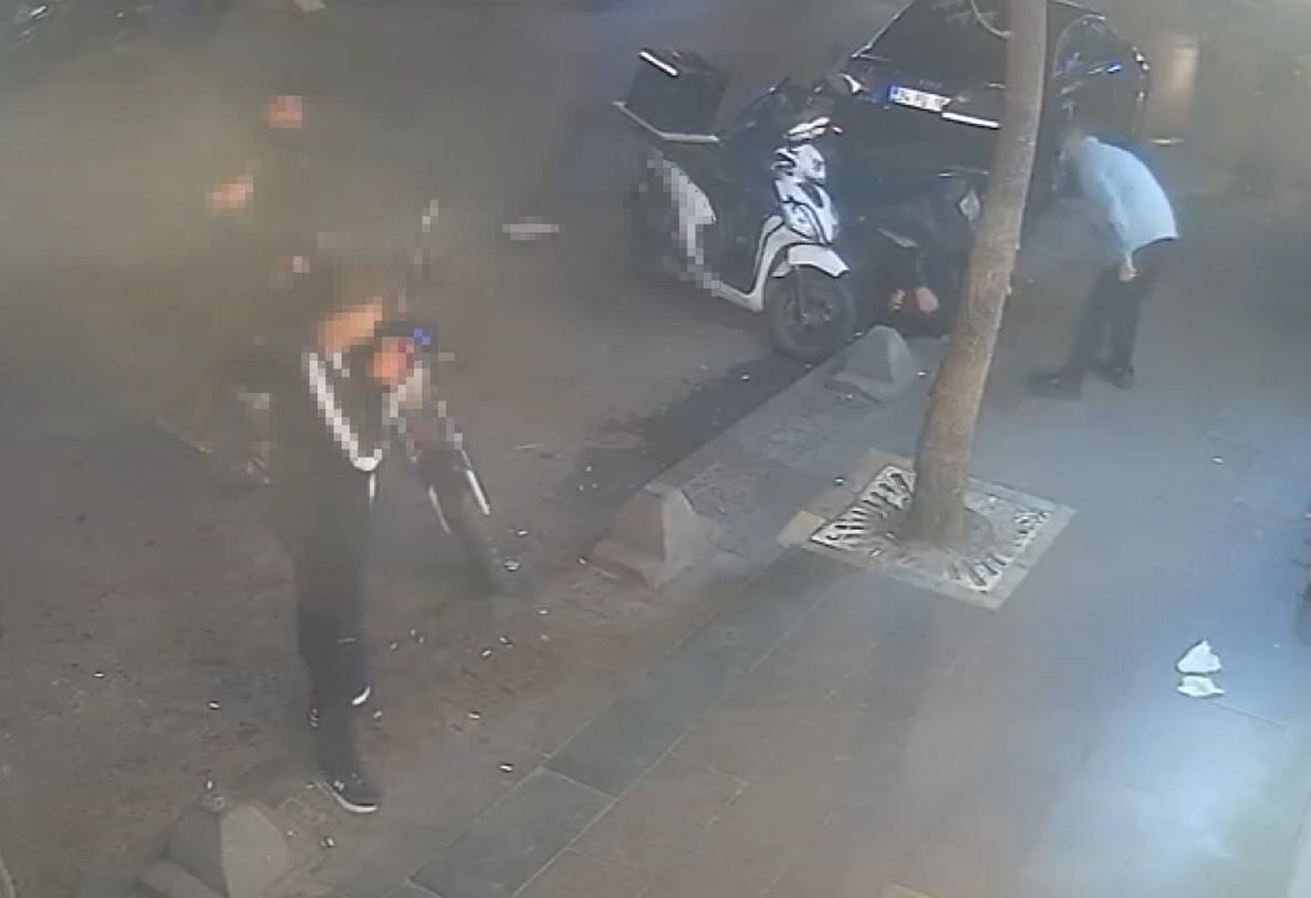 Adalet yerini buldu! Husumetlisini sokak ortasında vuran genç yakalandı
