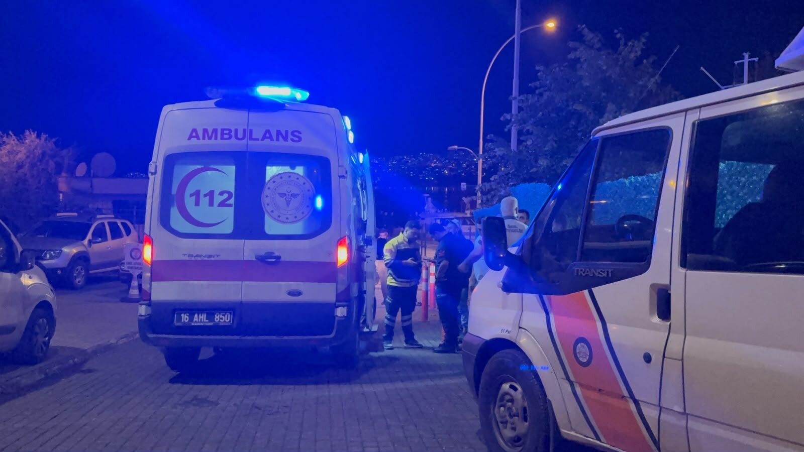 Bursa'da denize düşen üniversite öğrencisini ekipler kurtardı