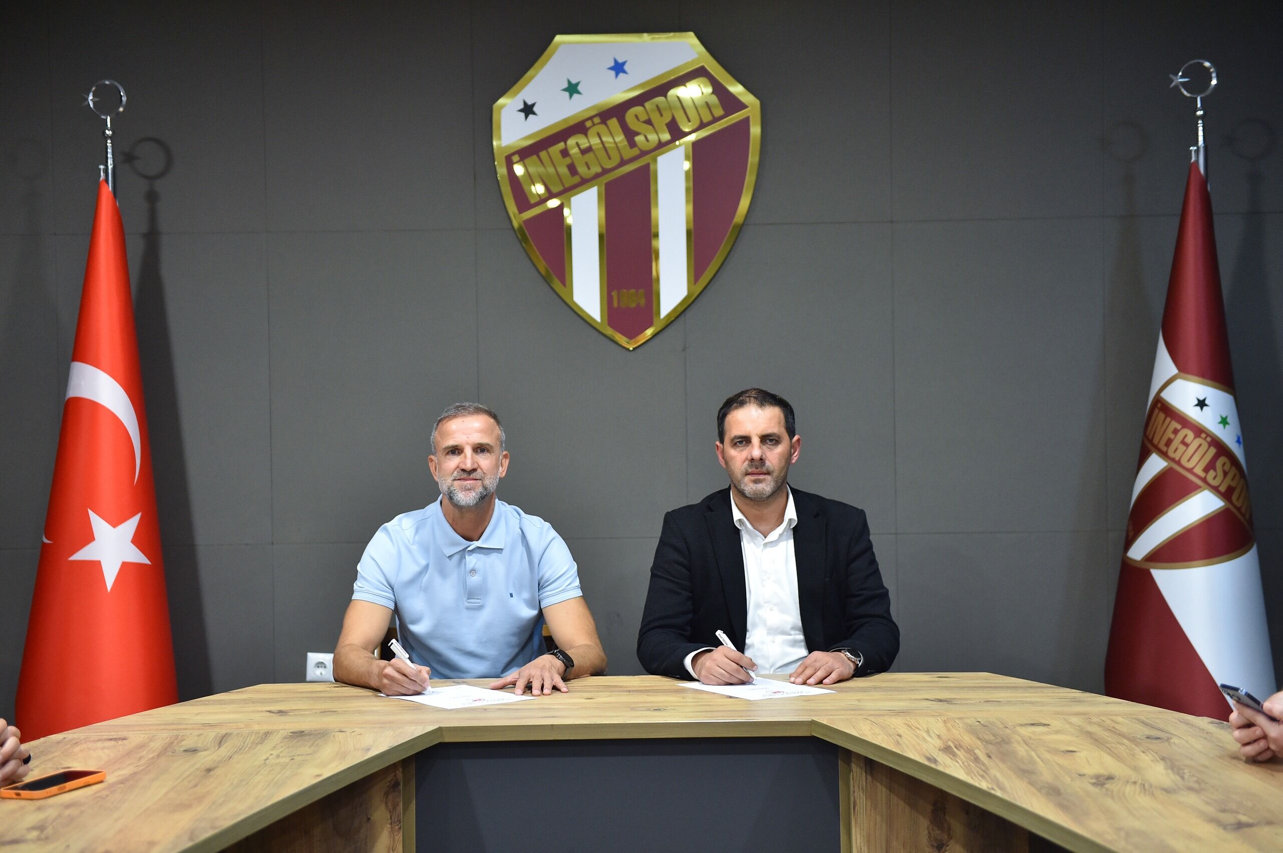 İnegölspor’da İsmail Serbest dönemi resmen başladı