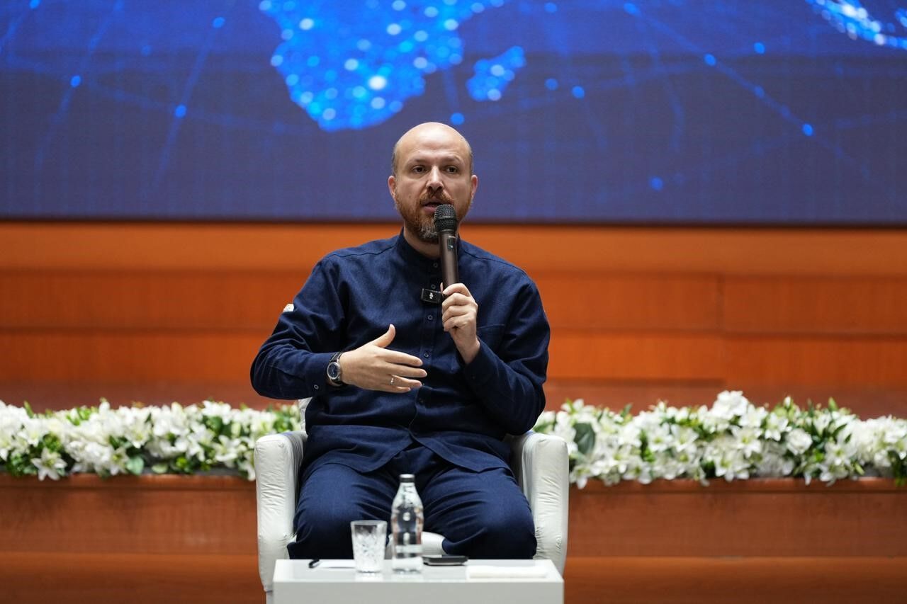 Bilal Erdoğan: 'İslam dünyasının birlikte güçlü olmasına öncülük edebiliriz'