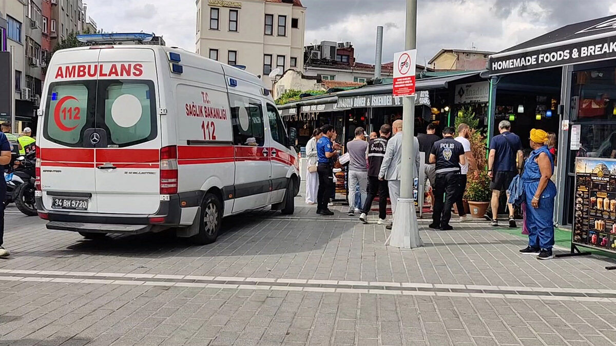 Fatih’te döviz bürosunda silahlı kavga: 2 ölü, 2 yaralı