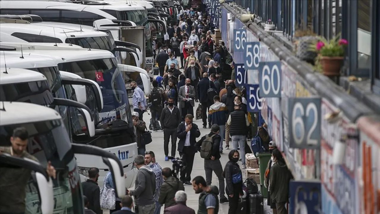 Turkiyenin Yarim Asirlik Otobus Firmasi Iflasin Esiginde Konkordato Ilan Etti 1786847 20260427133035