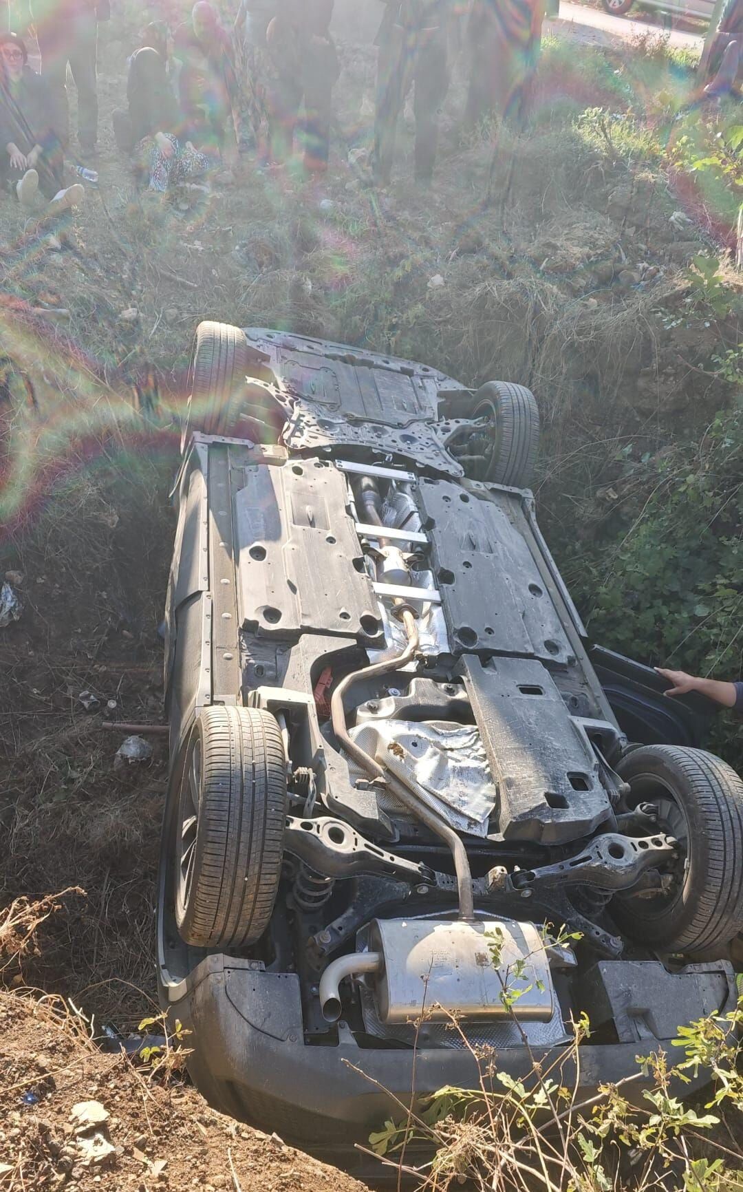 İnegöl’de araç dere yatağına uçtu: 5 yaralı