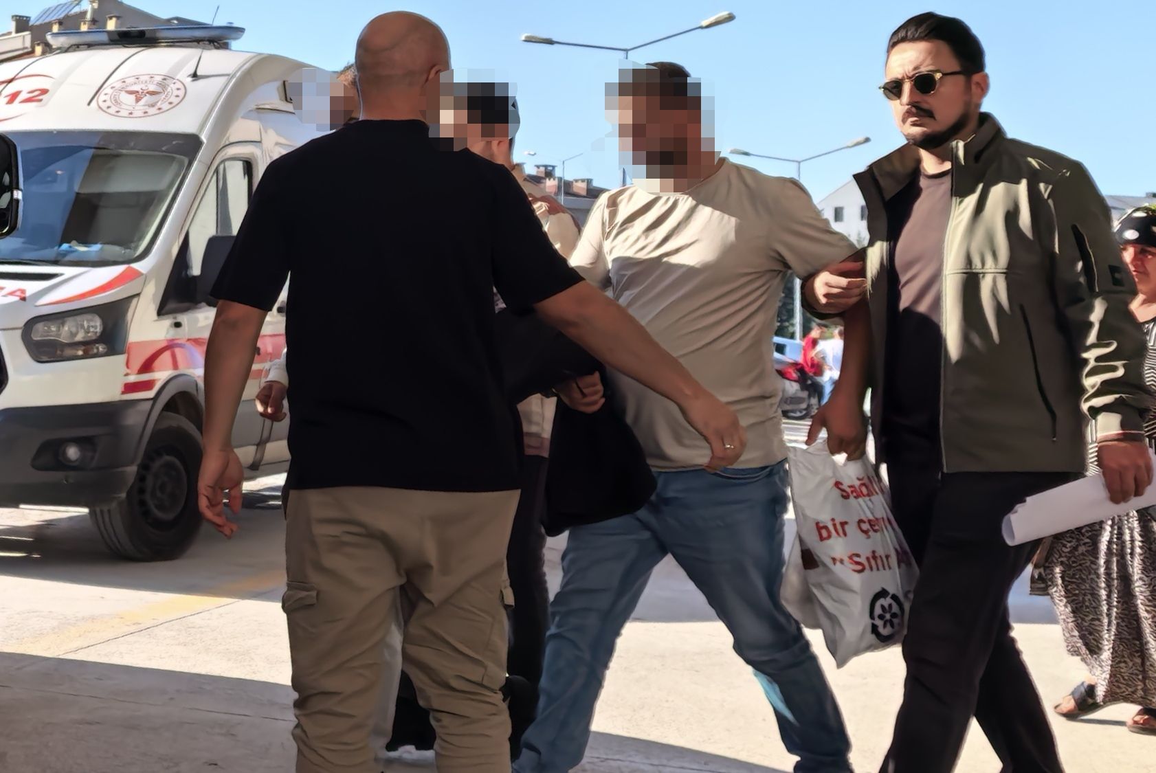 İnegöl narkotik affetmedi! 3 şahıs tutuklandı