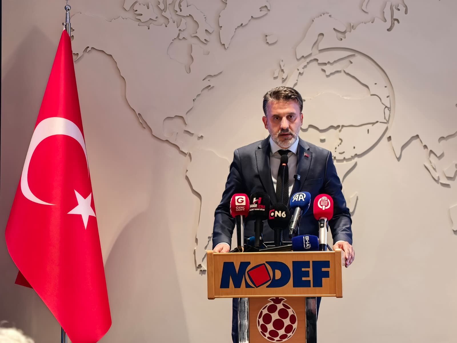 Biba'dan İnegöl'e övgü dolu sözler! “Dünyada mobilyaya yön veriyor!”